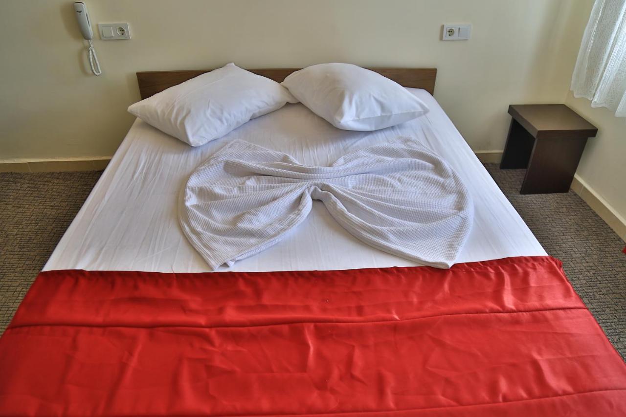 מנבגט Otel Durkaya מראה חיצוני תמונה